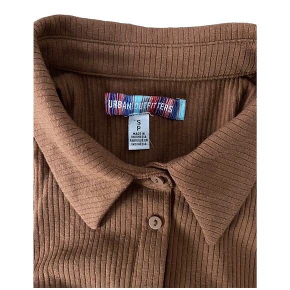 Urban Outfitters Brown Sleeveless Collared Blouse - Picture 5 of 11